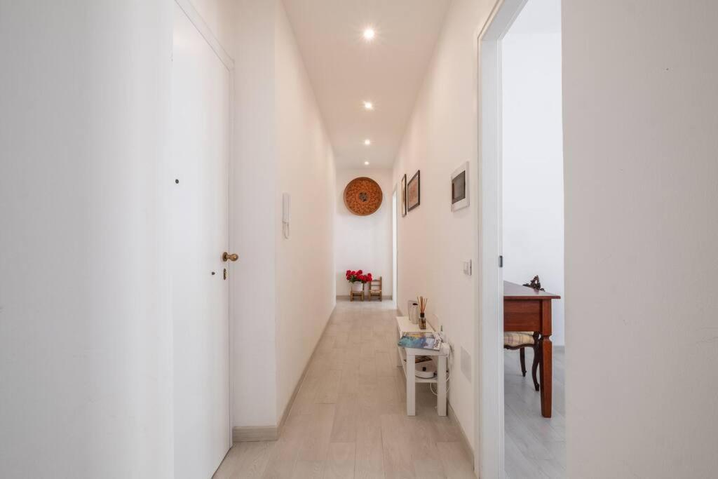 شقة Casa Ofride -Centro-Poetto 10 Min-Wi-Fi-Netflix كالياري المظهر الخارجي الصورة
