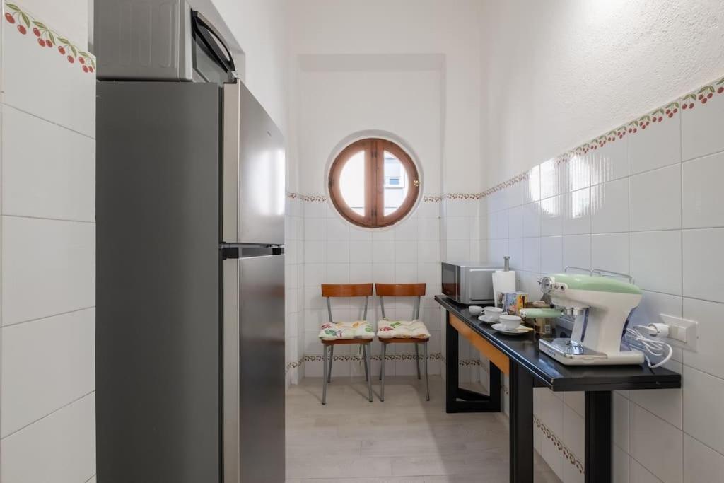 شقة Casa Ofride -Centro-Poetto 10 Min-Wi-Fi-Netflix كالياري المظهر الخارجي الصورة